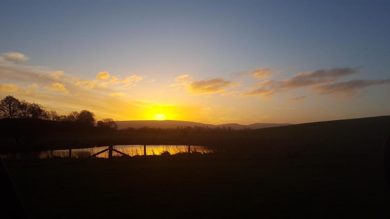 Keld Barn, Low Ploughlands Holiday Lets كيركبي ستيفين المظهر الخارجي الصورة